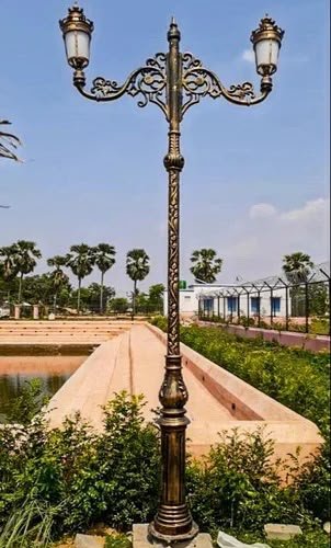 Cast Iron Pole